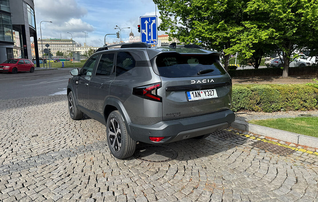 Аренда Dacia Bigster AT в Праге