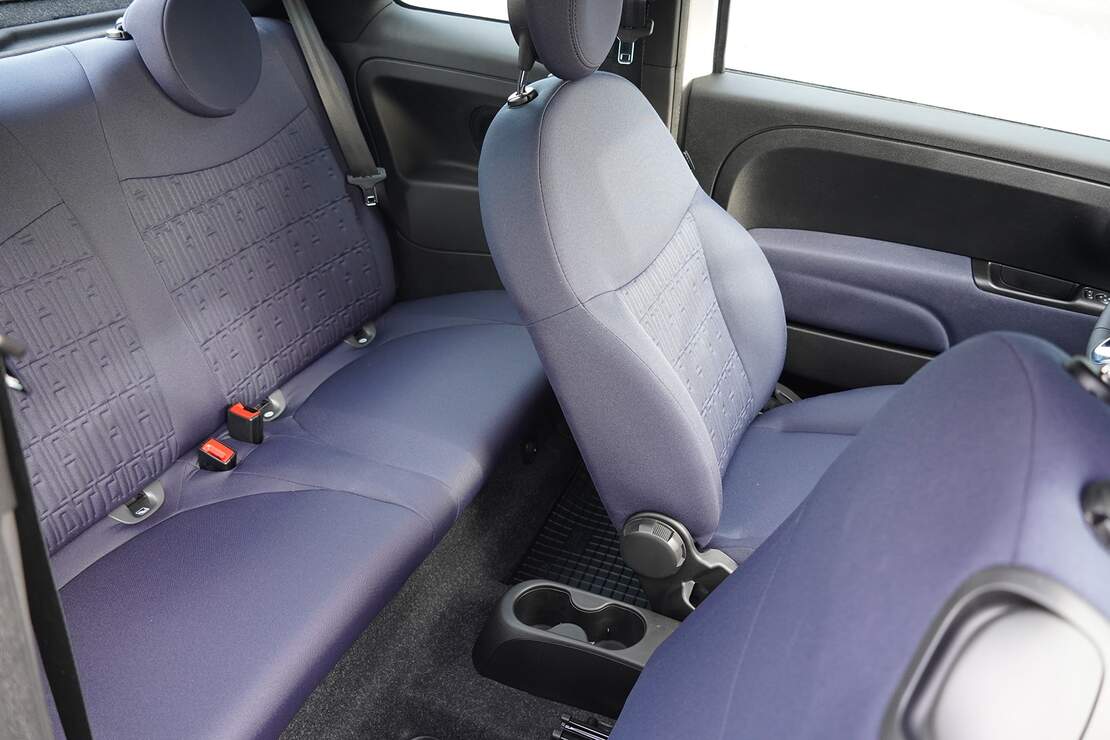 Car rental Fiat 500 in Prague
