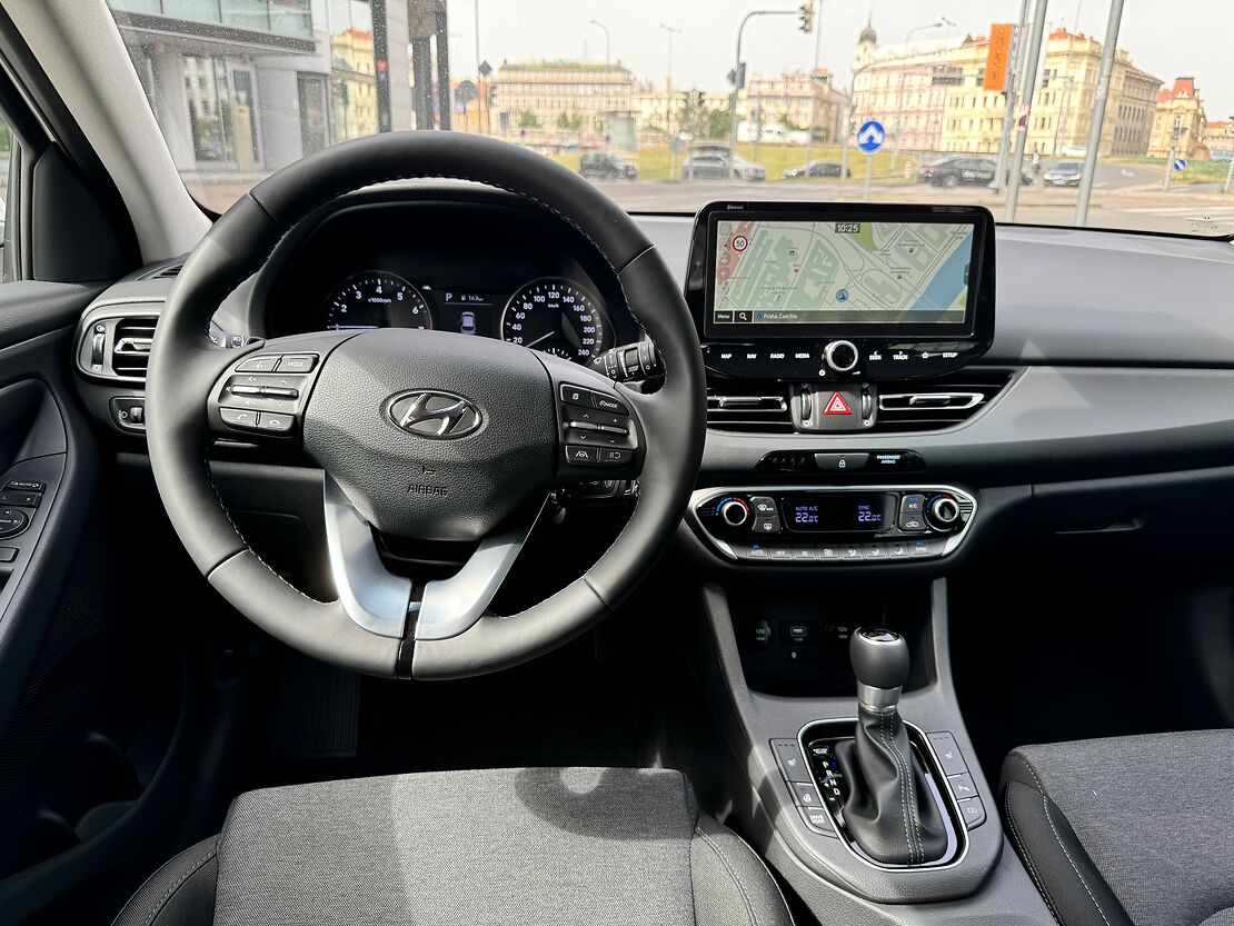 Аренда Hyundai i30 AT в Праге