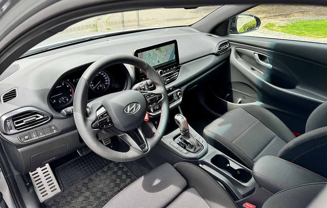 Аренда Hyundai i30 Combi AT в Праге