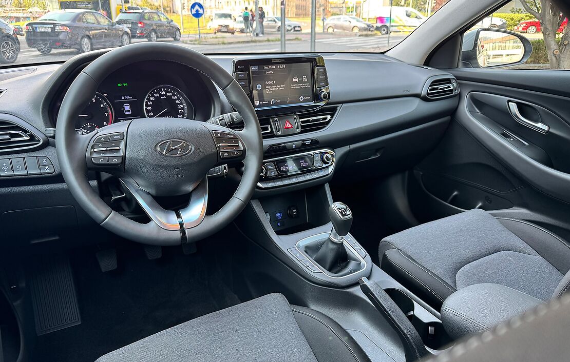 Autopůjčovna Hyundai i30 Combi Praha