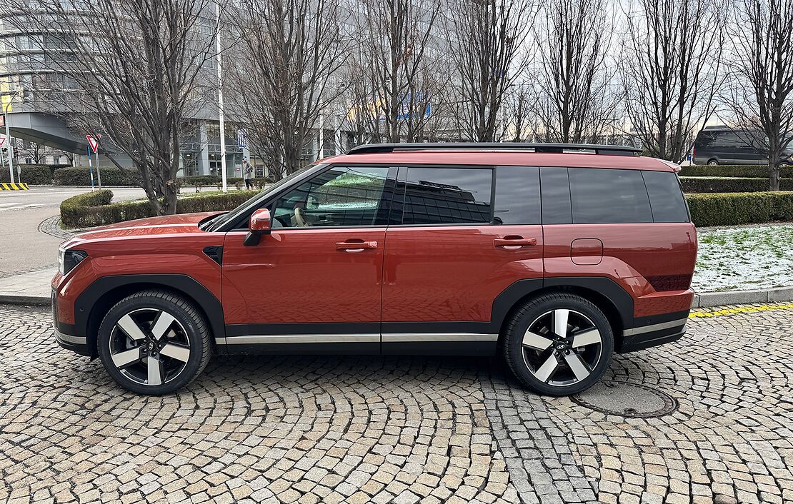 Аренда Hyundai Santa Fe в Праге