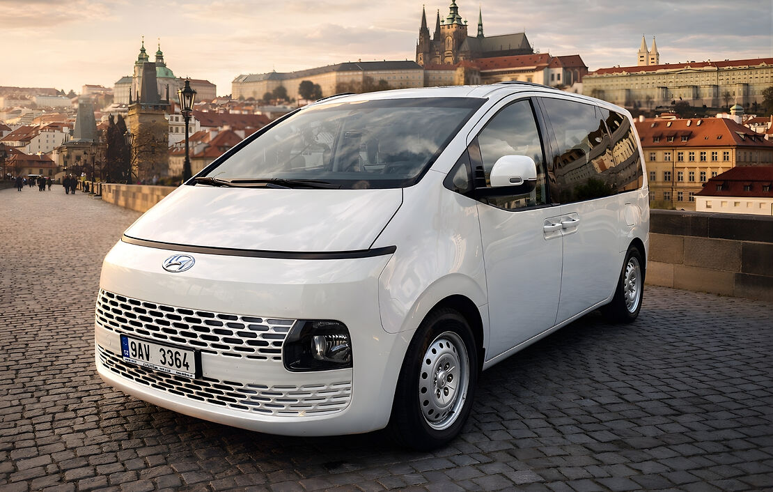 Аренда Hyundai Staria в Праге