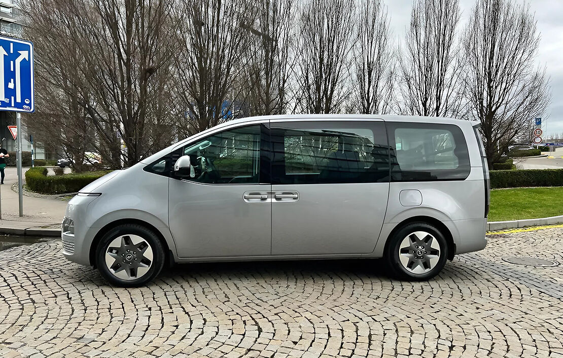 Аренда Hyundai Staria в Праге
