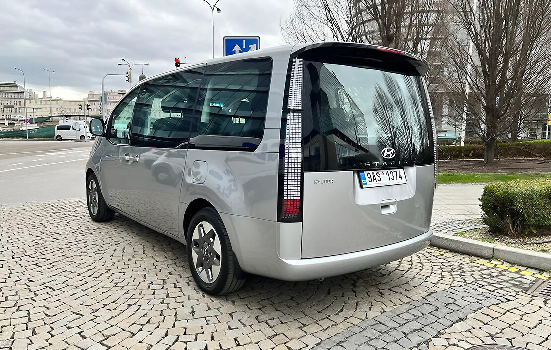 Аренда Hyundai Staria в Праге