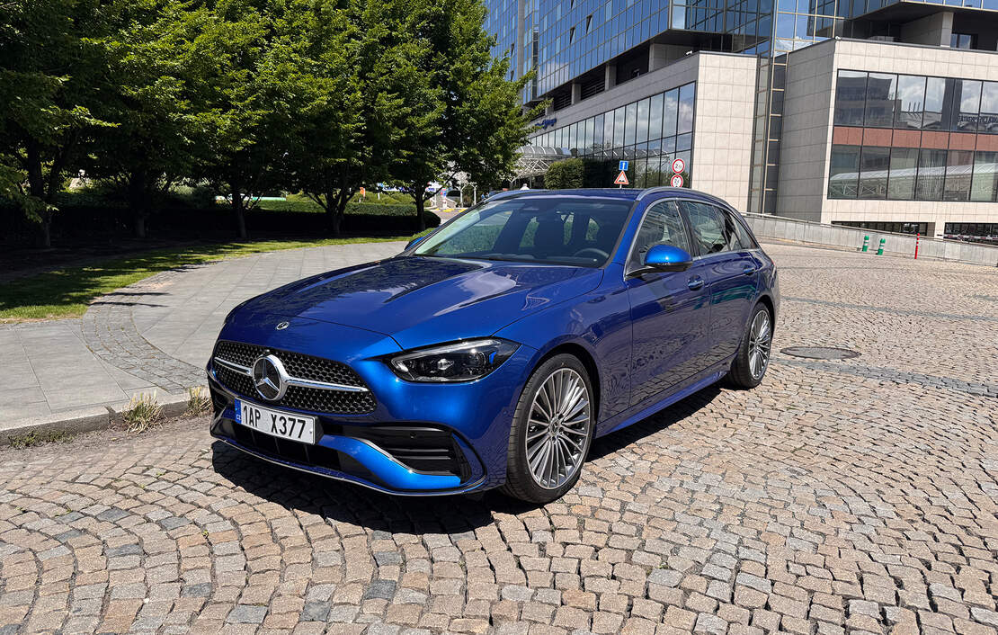 Autopůjčovna Mercedes Benz C combi Praha