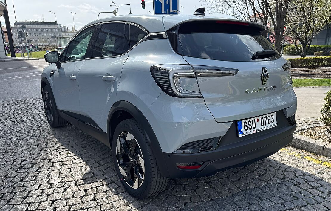 Autopůjčovna Renault Captur Praha