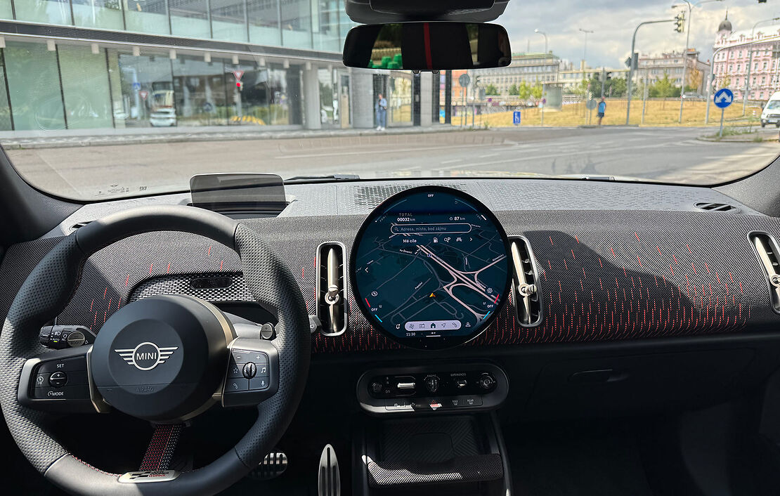 Аренда MINI Countryman JCW в Праге