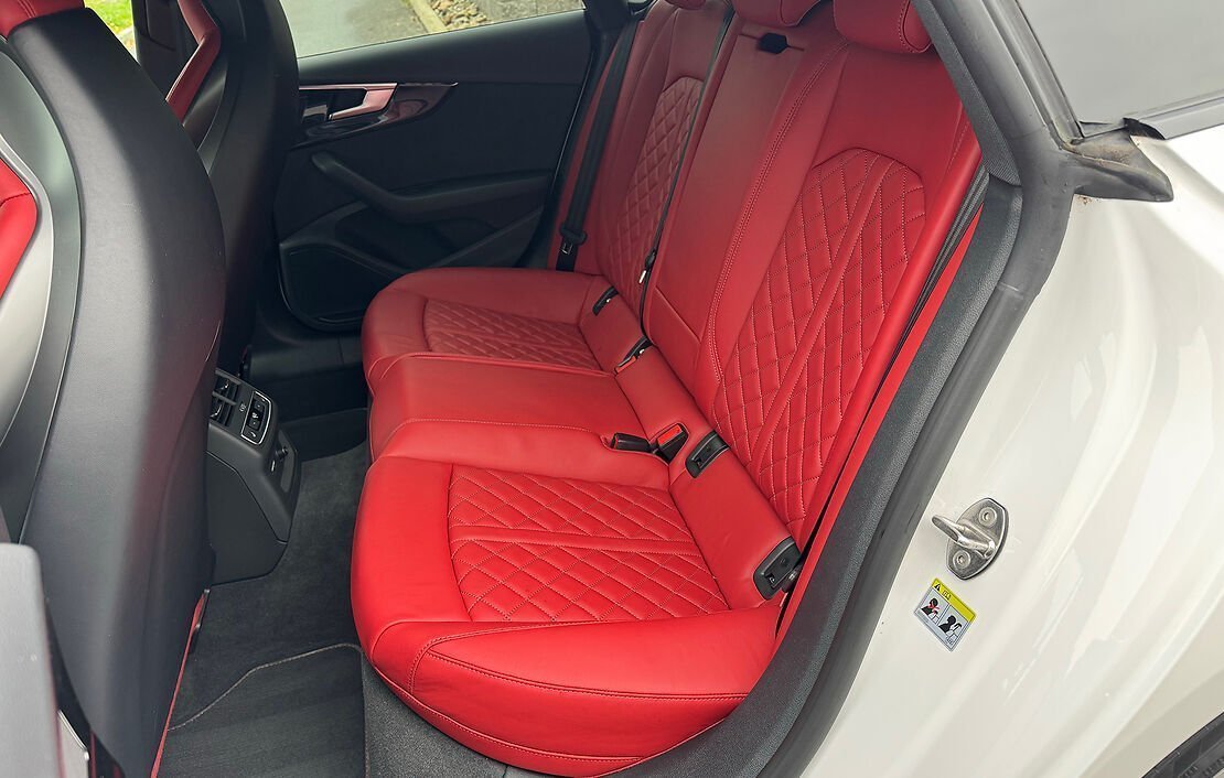 Autopůjčovna Audi S5 Praha