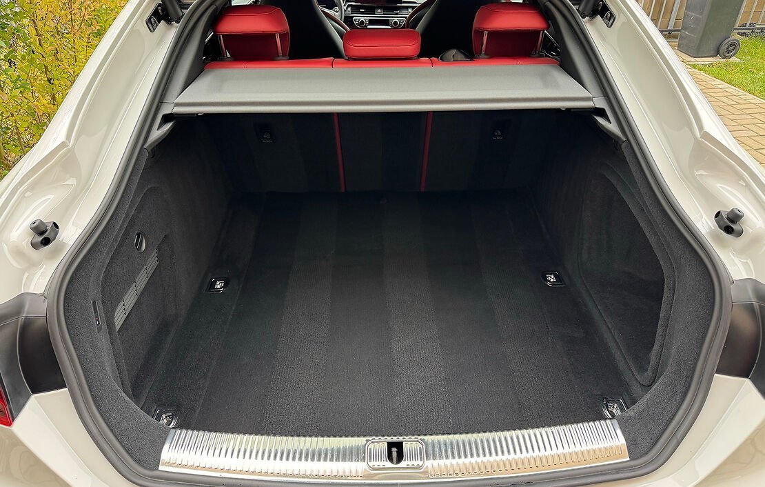 Autopůjčovna Audi S5 Praha