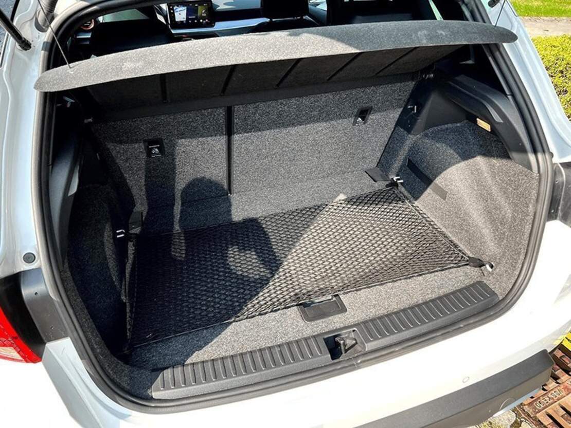 Car rental Seat Arona in Prague