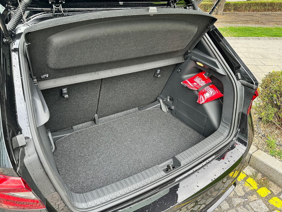 Car rental Škoda Fabia AT in Prague