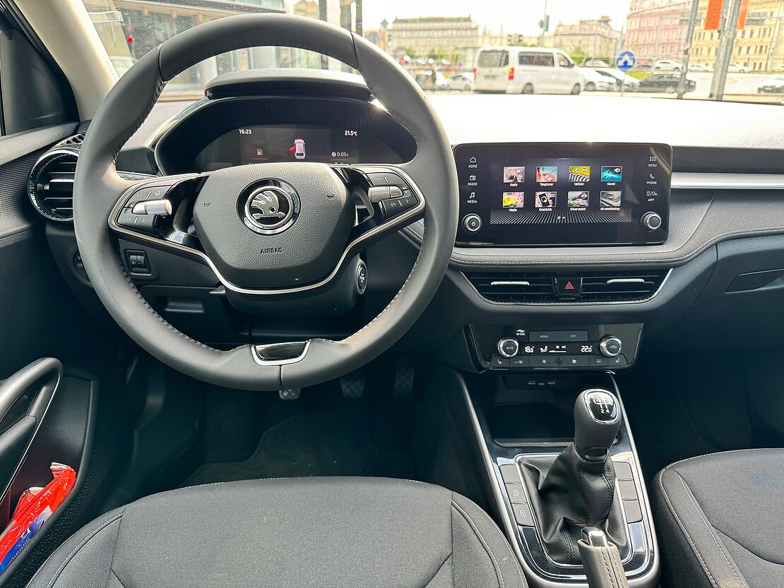 Biluthyrning Škoda Fabia i Prag