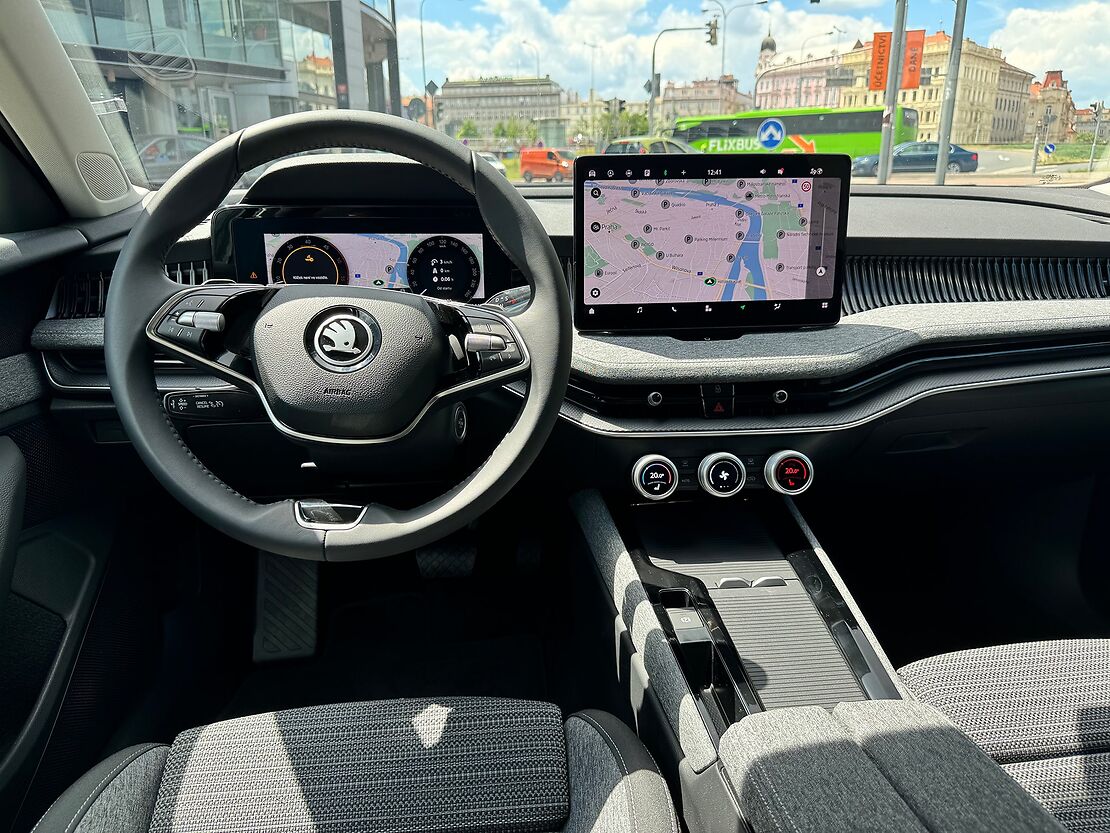 Аренда Škoda Superb Combi в Праге