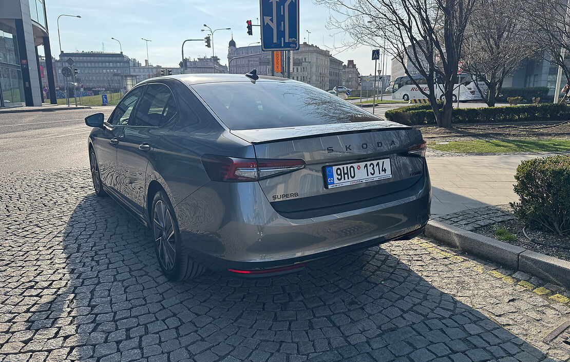 Аренда Skoda Superb в Праге