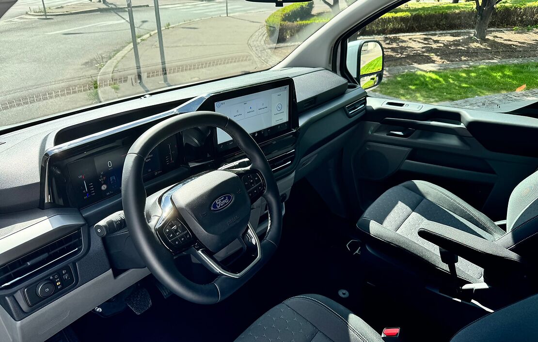 Аренда Ford Tourneo Custom 4wd в Праге