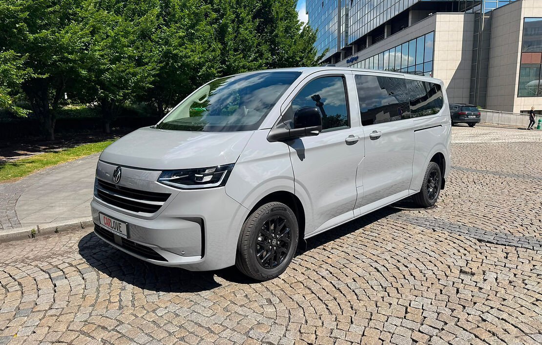 Autopůjčovna VW Caravelle 9 seats Praha