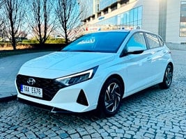 Rental new car Hyundai i20 at in Prague